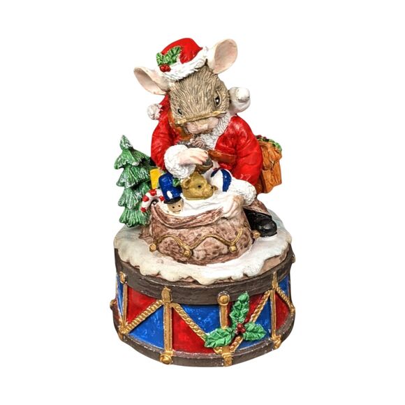 Vintage Resin Christmas Mouse Music Box: Musical Holiday Figurine Decor - Picture 7 of 7